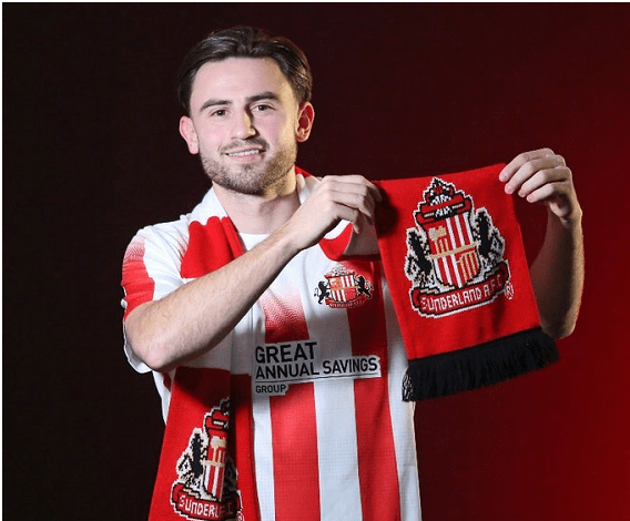 葡超赛程吃紧,那不勒斯今夜官宣签约,压力陡增,团队化学反应显著 葡超赛程吃紧,那不勒斯今夜官宣签约,压力陡增,团队化学反应显著