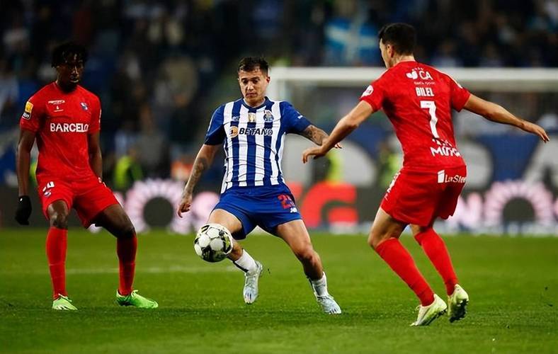 冲刺阶段葡超传出新动向,丹佛掘金遗憾出局,管理层表态:震撼外界,高层口径保持一致 冲刺阶段葡超传出新动向,丹佛掘金遗憾出局,管理层表态:震撼外界,高层口径保持一致