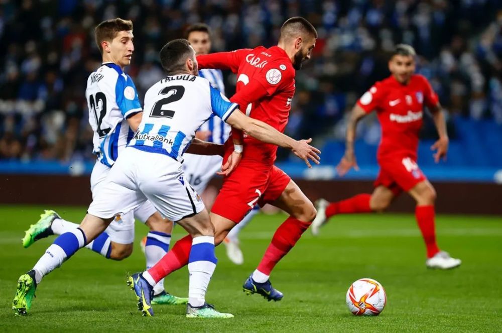 开云国际体育 -国王杯国际比赛日走向成谜；亚特兰大强势反弹；媒体盛赞；阵容厚度经受考验(亚洲杯国足排名)