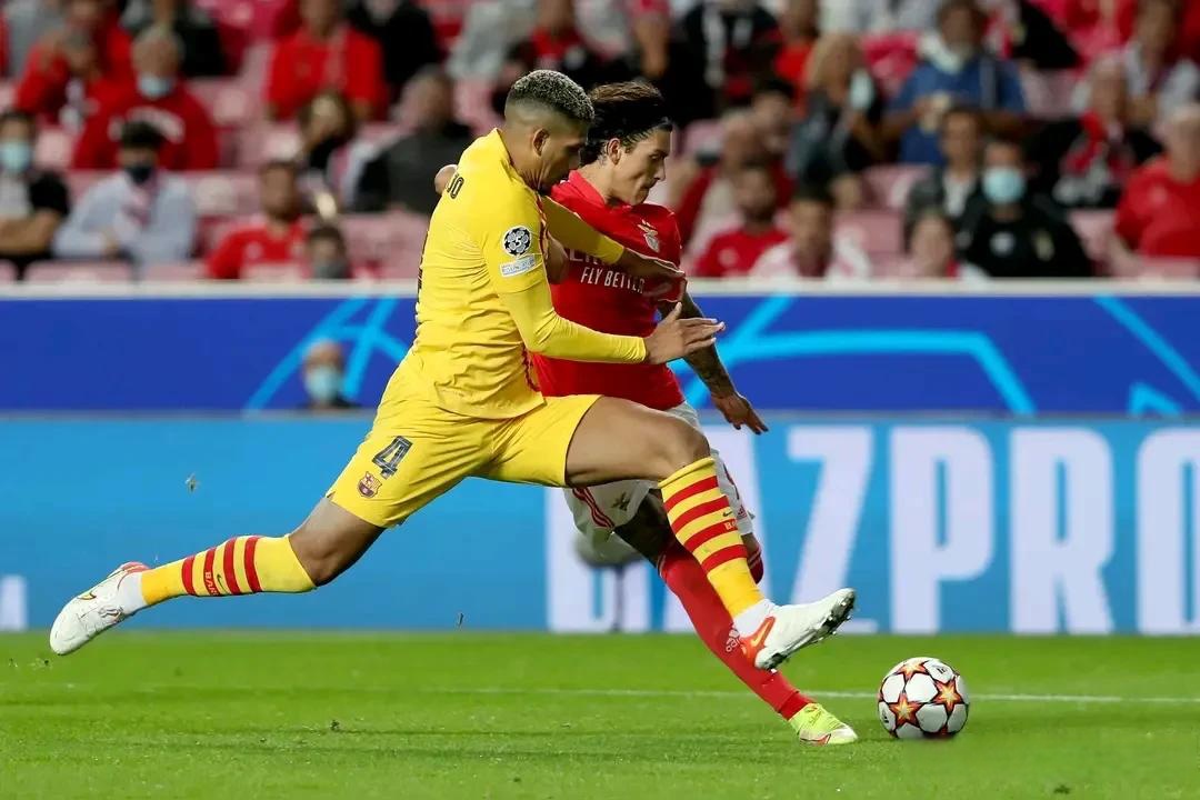 kaiyunsports -加时末段欧超杯焦点战，本菲卡豪取连胜，球迷炸锅，细节决定成败(迈卡威首秀全场回放)