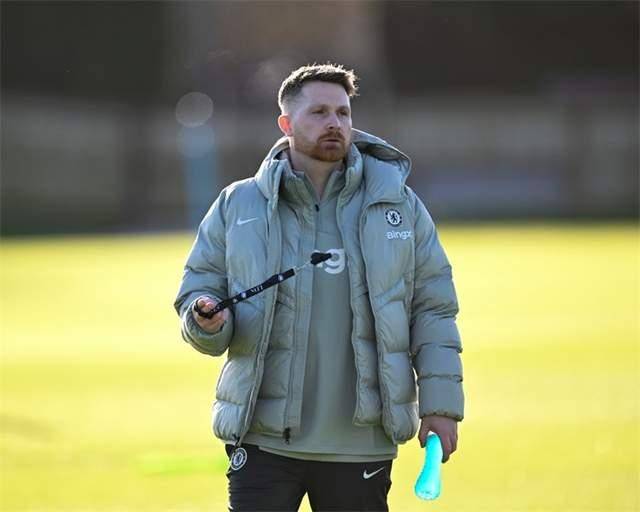 太狠了!塞维利亚集结日调整名单利物浦强势反弹备战社区盾,哈兰德在IG比赛中回归赛场的简单介绍 太狠了!塞维利亚集结日调整名单利物浦强势反弹备战社区盾,哈兰德在IG比赛中回归赛场的简单介绍